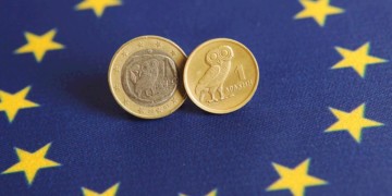 Ουρλιάζουν οι ευρω-Στεφανήδες…