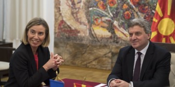 Σε υπαρξιακή κρίση το προτεκτοράτο της ΠΓΔΜ