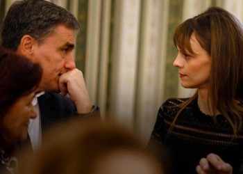 Θα περιμένουμε το σφαγείο ή θα βγούμε στο δρόμο του αγώνα;