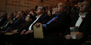 Αυλαία χωρίς εκπλήξεις στο «οργανωτικό» συνέδριο του ΚΚΕ