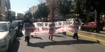 Καμία απόλυση χωρίς μάχη