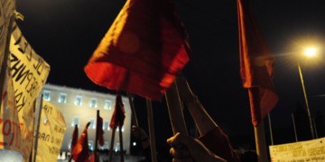 Η κυβέρνηση έχει πια κοινωνική αντιπολίτευση