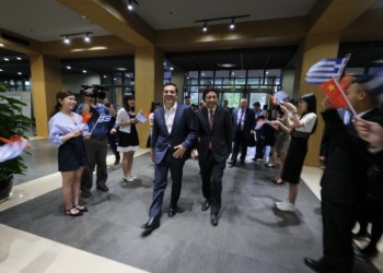 ΗΠΑ και Κίνα εγκρίνουν τον πρόθυμο Τσίπρα
