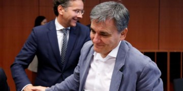 Eurogroup: Άκρως εξευτελιστική συμφωνία για την κυβέρνηση
