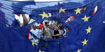 Έξοδος από την ΕΕ, υπέρ του λαού και σε βάρος του κεφαλαίου