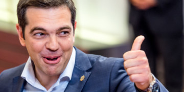 Πατάει γκάζι ο Τσίπρας στον αντιλαϊκό οδοστρωτήρα