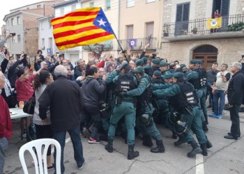 Η Καταλονία απέναντι στο σύγχρονο φρανκισμό