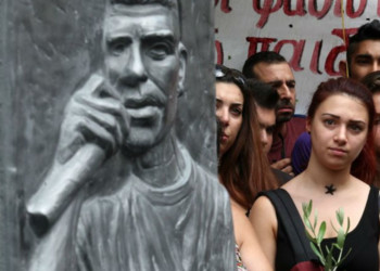 Δολοφονία Π. Φύσσα: Απομονώνοντας τους νεοναζί στα σχολεία της Δραπετσώνας