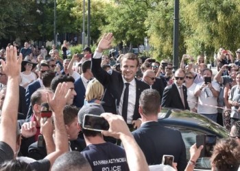 Με χέρια αδειανά ήρθε ο Μακρόν στην Αθήνα