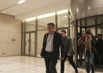Ετοιμάζουν Σοκ και Δέος για το εργατικό κίνημα