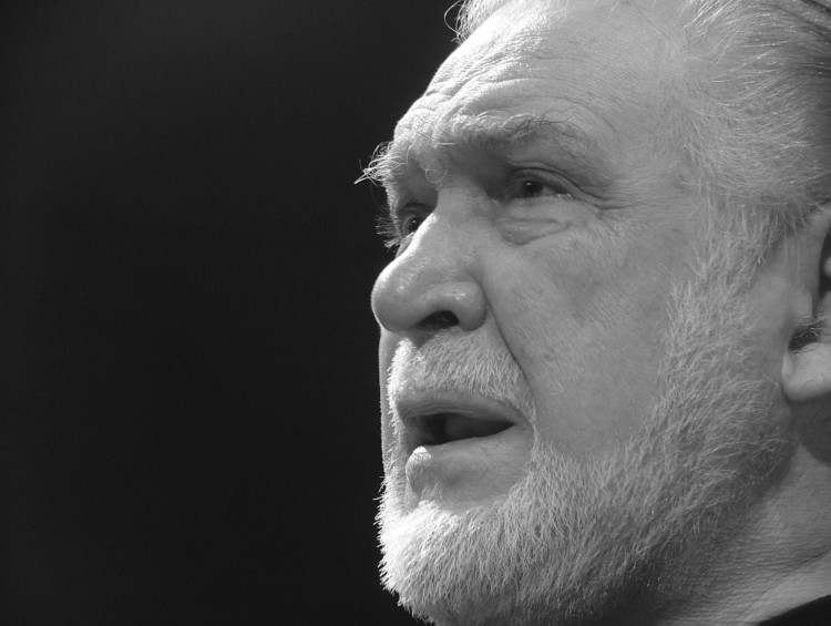 Κώστας Καζάκος: Δεν υπάρχουν χαμένοι αγώνες!