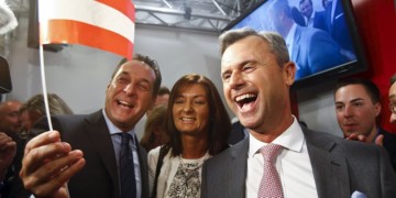 Κουρτς-Ακροδεξιά, μια συμμαχία παλιά