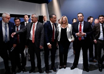 Ο ασπόνδυλος πόλεμος της «κεντροαριστεράς»