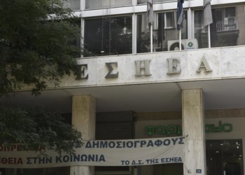 Πίσω από τις κάμερες 12.11