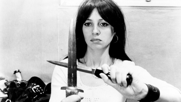 Ποιά είναι η αληθινή;