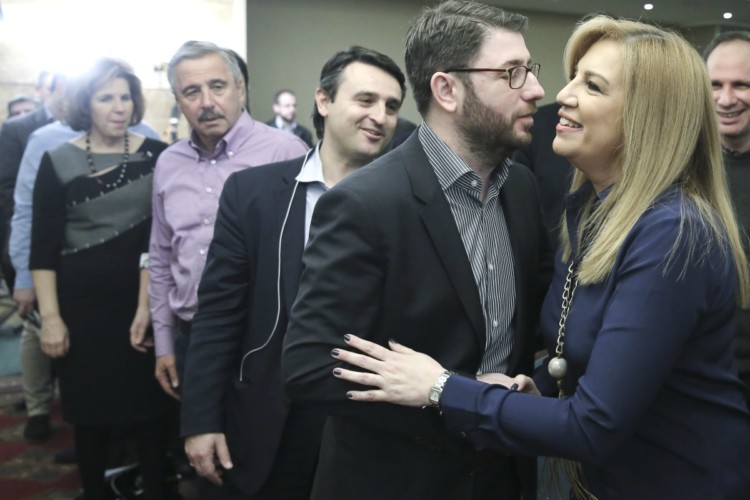 Μεταξύ καταπράσινου και …λαχανί