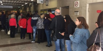 «Ουρές», βιβλία και…φαντάσματα