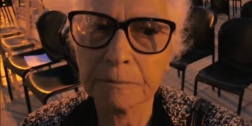 «Αετόπουλο, μαχήτρια, αξιωματικός του ΔΣΕ στη Ρούμελη»