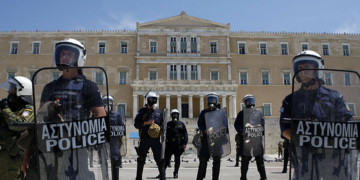 Αστικός κοινοβουλευτισμός και ταξική διαπάλη