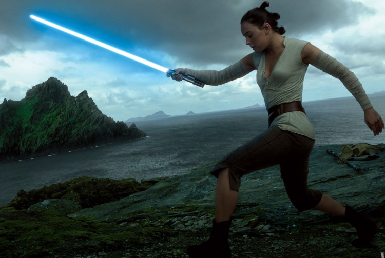 «Star Wars. Οι τελευταίοι Τζεντάι»: Το παρελθόν πεθαίνει και το μέλλον πασχίζει να γεννηθεί