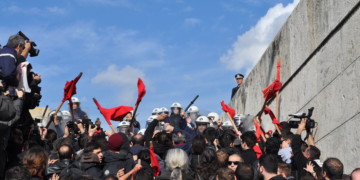 Μαχητική και μαζική η σημερινή απεργιακή απάντηση