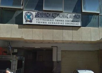 Η αστυνομία ξυλοκοπεί μετανάστες, διώκει και απειλεί τους μάρτυρες