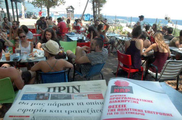 Στρεβλή και δύσκολη η σχέση νεολαίας και ενημέρωσης