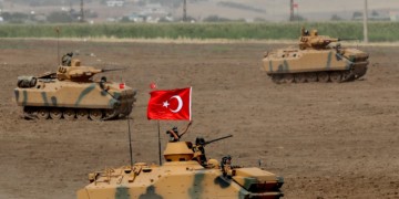 Φονικό «τρίγωνο» Τουρκίας-  ΗΠΑ-Ρωσίας κατά των λαών