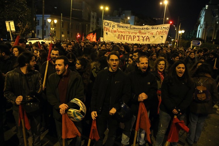 Πως θα ξεριζώσουμε τον φασισμό από τη νεολαία