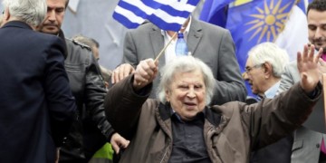 Ο Μίκης και δυο Φλεβάρηδες…