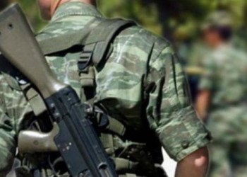 Φαντάροι από 30 μονάδες  ενάντια στους βρόμικους πολέμους
