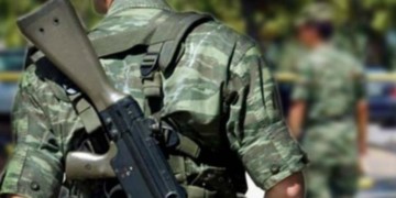 Φαντάροι από 30 μονάδες  ενάντια στους βρόμικους πολέμους