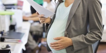 Έγκυος στον χώρο δουλειάς;  Σιγά, δεν αλλάζει και κάτι!