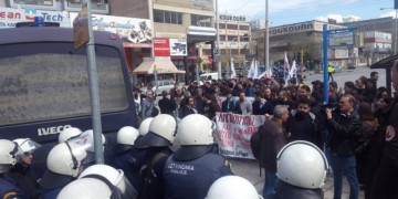 Επίδειξη αυταρχισμού σε αγωνιστές εκπαιδευτικούς στο δρόμο για το “αναπτυξιακό συνέδριο”