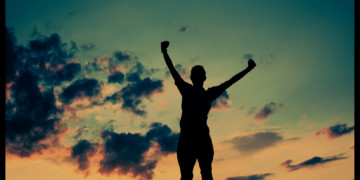 Το μικρό καλοκαίρι της κανονικότητας  και ο κομμουνιστικός φορέας