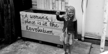 Απέναντι στη διπλή εκμετάλλευση των γυναικών να προτάξουμε τη διπλή απελευθέρωση