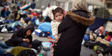 ΕΕ-κυβέρνηση κάνουν τα νησιά Γκουαντάναμο για τους πρόσφυγες