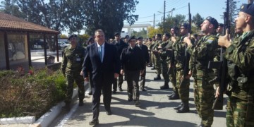 Άρχισαν να κόβονται οι μεταθέσεις στην ΕΛΔΥΚ