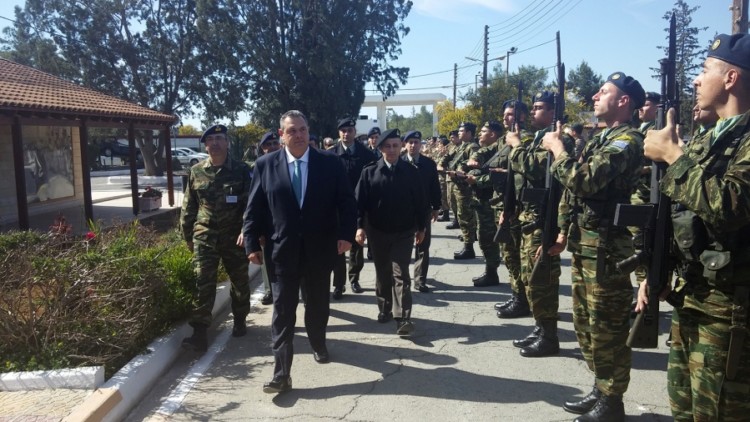 Άρχισαν να κόβονται οι μεταθέσεις στην ΕΛΔΥΚ