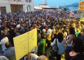 Μυτιλήνη: Με σημαία την αλληλεγγύη απέναντι σε κυβερνητική φιέστα, MAT και «αγανακτισμένους πολίτες»
