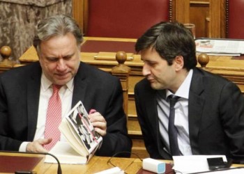 Η περικοπή των συντάξεων προωθείται κανονικά  από το 2019 μέσω του προϋπολογισμού