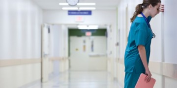 Διαλύουν την δημόσια πρωτοβάθμια υγεία με το θεσμό του «οικογενειακού γιατρού»