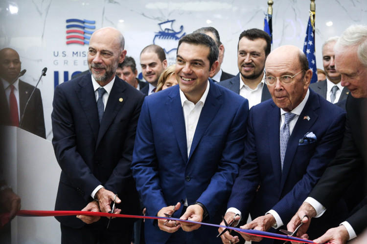 Pax Americana με βάσεις, επεμβάσεις, αεροπλάνα…