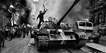 50 χρόνια από την «Άνοιξη της Πράγας»: Οι ερπύστριες πάτησαν το σοσιαλισμό