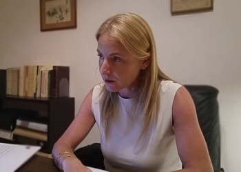 Άννυ Παπαρούσου: Η αστυνομία λειτουργεί σαν να είναι κατηγορούμενος ο νεκρός
