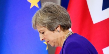 Διπλό πραξικόπημα με στόχο την ακύρωση του Brexit
