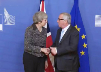 Παιχνίδια εξουσίας στη σκακιέρα του Brexit