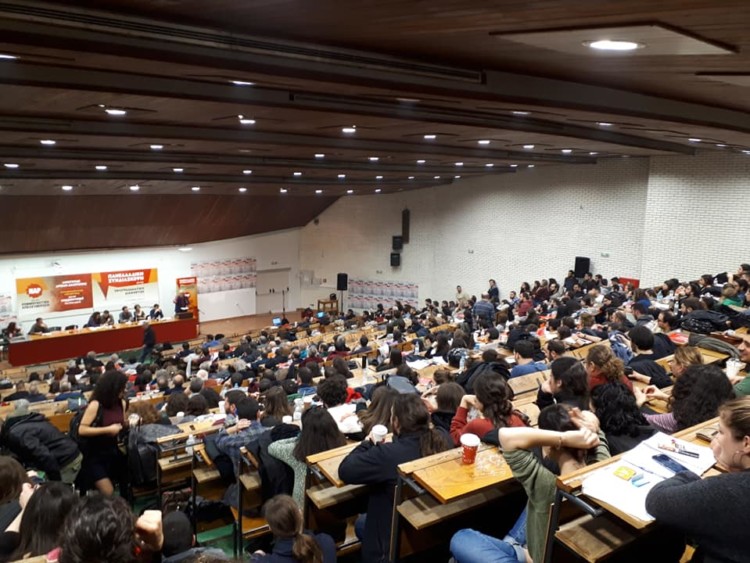 Συνδιάσκεψη ΝΑΡ: Κομμουνιστικό στρατηγικό GPS στις νέες αναμετρήσεις