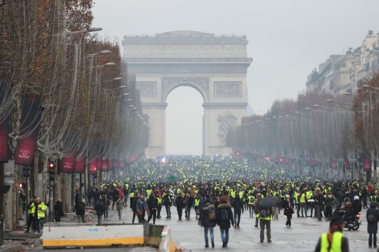 Gilets Jaunes, « Acte IV » : L’ordre règne en Macronie