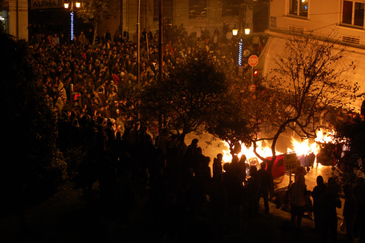 Η αριστερά του Δεκέμβρη αναζητείται ακόμη